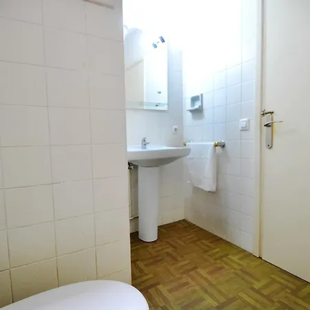Apartament Paradise 2 *